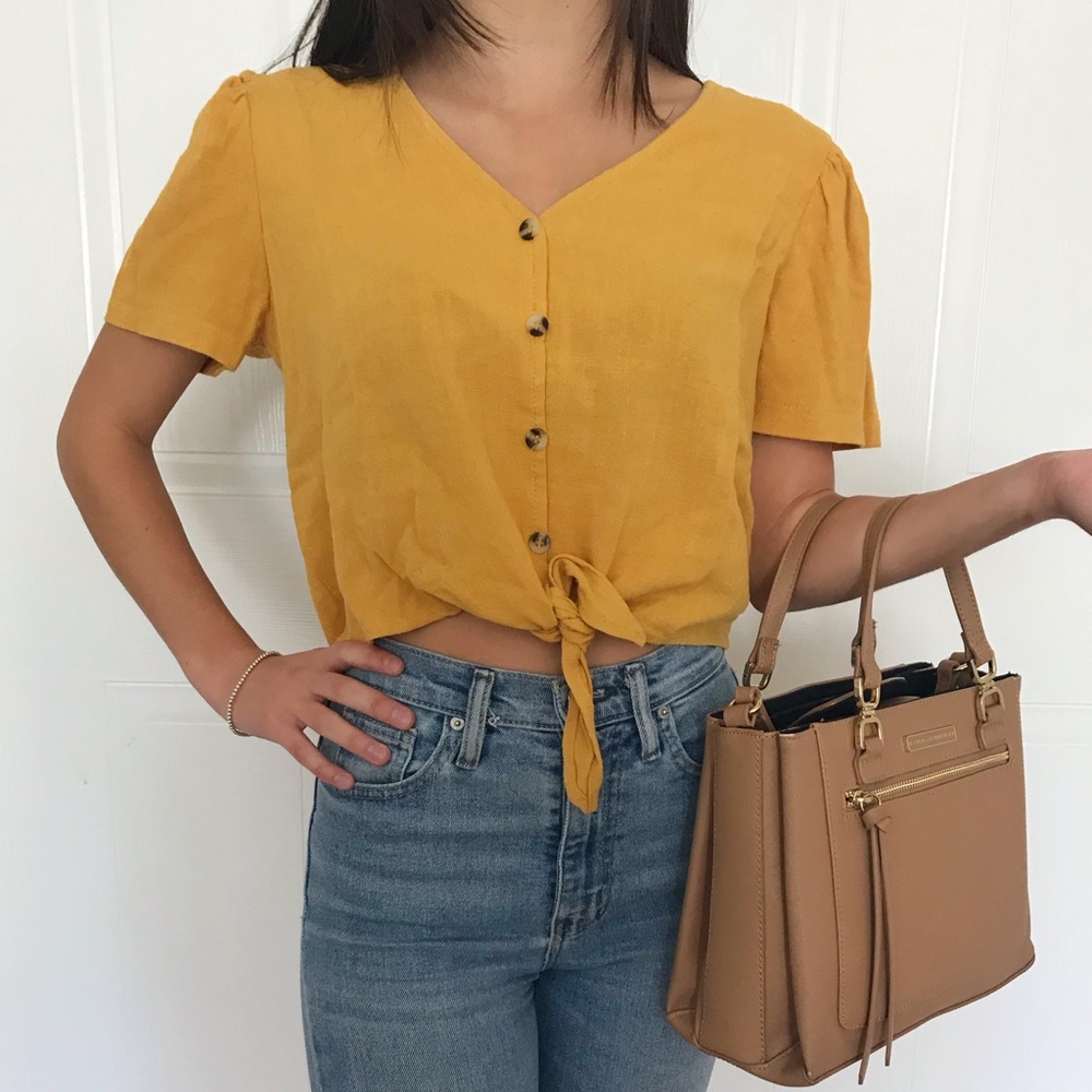 Potter’s Pot yellow t shirt